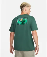 Nike SB Tシャツ S サイズ