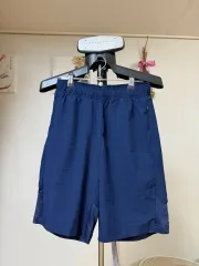 ネイビーショーツ