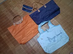 バッグ新品です。いくつかあります。汚れあり。セット 10000円