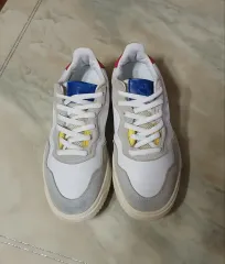 アディダス スニーカー 靴 (250)