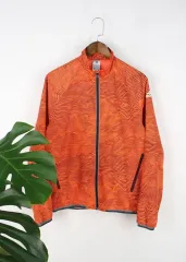 adidas ウインドブレーカー