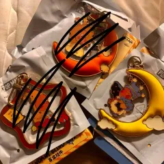 ポップマート リトルスター 私たち キラキラと シリーズ ペンダント キーリング 未使用 新品