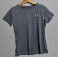 実寸 XS (44) アンダーアーマー グレー 機能性 半袖Tシャツ