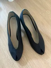 ブラック オープントゥ ヒール