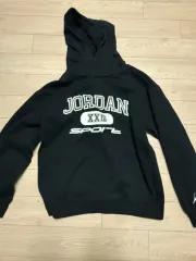 Nike(ナイキ） ジョーダン フード付きTシャツ