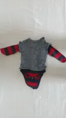 半額宅配便 ベビーギャップ ブラック/レッド 柄 ロングスリーブ ボディスーツ 12 19m 勇気