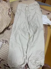 アイボリー レディース カーゴ ジョガー パンツ (ユニクロ)