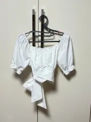 白 リボン ブラウス パフ 半袖 ｜ ストライプ ベロア クロップドTシャツ