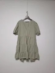 ZARA(ザラ) カーキ色 リネン ティアード ミニ ワンピース L