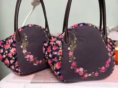 ピンクのバラ 刺繍 キルト トゥー バッグ