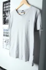 W ( L ) Tommy Hilfiger(トミーヒルフィガー) 半袖 Tシャツ Vネック グレー- 14754