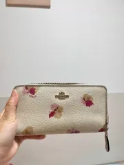 正規品 COACH(コーチ) フラワー プリント 長財布