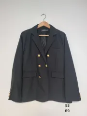 ゴールド ボタン 黒 ブレザー