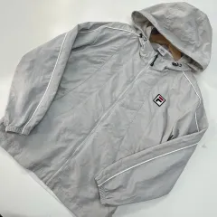 130 FILA フィラ キッズ ウィンドブレーカー