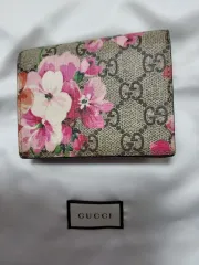 GUCCI(グッチ) フローラ 二つ折り財布 GG Supreme(シュプリーム) キャンバス