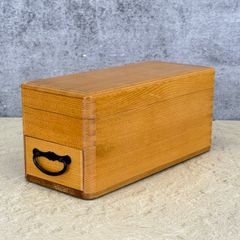 Item thumbnail for item c012af60-70fd-44a4-a618-e89aeb3d9736