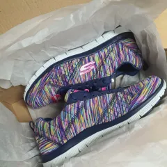SKECHERS(スケッチャーズ) FLEX SOLE マルチ ストライプ スニーカー
