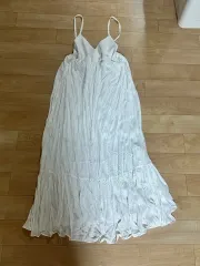 ロング 白 シャーリング プリーツワンピース