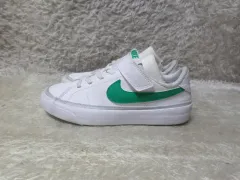 190 NIKE コートレガシー グリーン キッズ 子供靴 中古 シューズ
