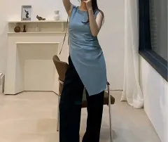 デモア シャーリング ノースリーブ ブラウス ー 黒