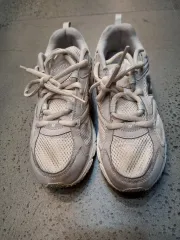 ニューバランス スニーカー グレー