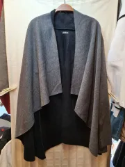 ELLE エル グレー ケープ型 カーディガン