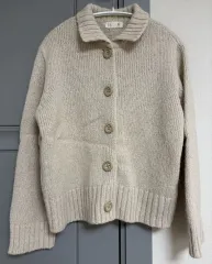 アイボリー？オートミール？カラ カーディガン