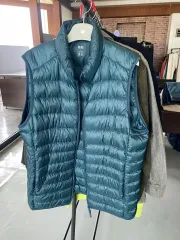 UNIQLO ユニクロ ウルトラ ライト ダウン ベスト L サイズ