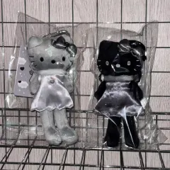 ハローキティ ブラックエンジェル ロングダリ ハート カラビナ キーホルダー