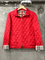 Burberry BURBERRY(バーバリー ) 赤 キルティング ジップアップ ジャケット