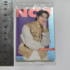 NCT DREAM ヘンドリー(HENDERY) HENDERY ウェハース おやつ 日本 プラスチック フォトカード トレカ