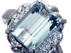 卸売事前公開 天然エメラルド 1.302ct D0.25ct 中ソ - メルカリ