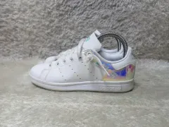 220 アディダス スニーカー 中古 靴