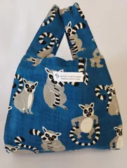 ハンドメイド　ミニエコバッグ（おりたたみ式　ワオキツネザル柄　ブルー系）