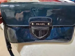 PRADA プラダ エナメル クロスバック