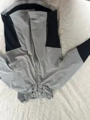 UNDER ARMOUR アンダーアーマー ウィンドブレーカー (L)