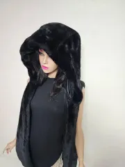 ブラックフードファー ベスト