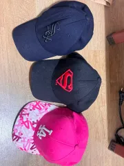 複数ブランドの帽子出品