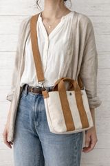 大人かわいいキャンバスバッグ　3way  ショルダー＆トートバッグ　帆布　生成り×アンバー