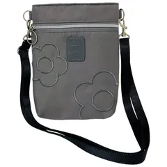 MARY QUANT マリークワント ショルダーポーチ グレー ポリエステル ショルダーポーチ ユニセックス 【中古】 42602K169