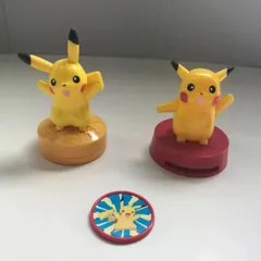 【希少】ポケモン ハッピーセット ピカチュウ フィギュア 2種＆メダル セット   B-11
