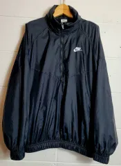 ナイキ (ユニセックス) ウインドランナー アノラック (防風) ジャケット 出品