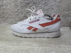 265 リーボック Classic レッド 白 オレンジ スニーカー 中古 靴