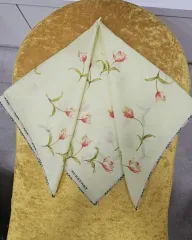 *バーバリー フラワー パターン ハンカチ 兼 プチ スカーフ