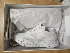 メゾン マルジェラ x リーボック シューズ