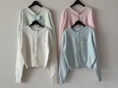 新品 柔らかい ペンダント ニットカーディガン