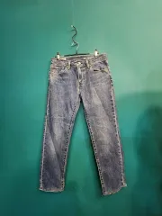 リーバイス511 レディース ストレートフィット デニム