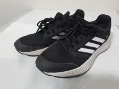 adidas(アディダス) ランニングシューズ スニーカー 245