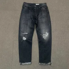 AMI COUPE CAROTTE ami(アミ) 黒 ダメージジーンズ デニム 29