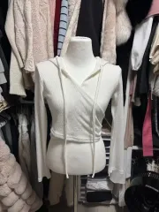 白 ラップ クロップド フード付きTシャツ